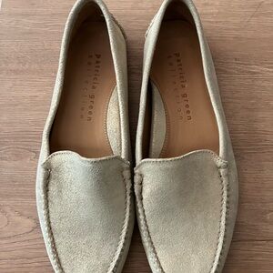 Patricia Green Collection Shimmering light Tan Loafers